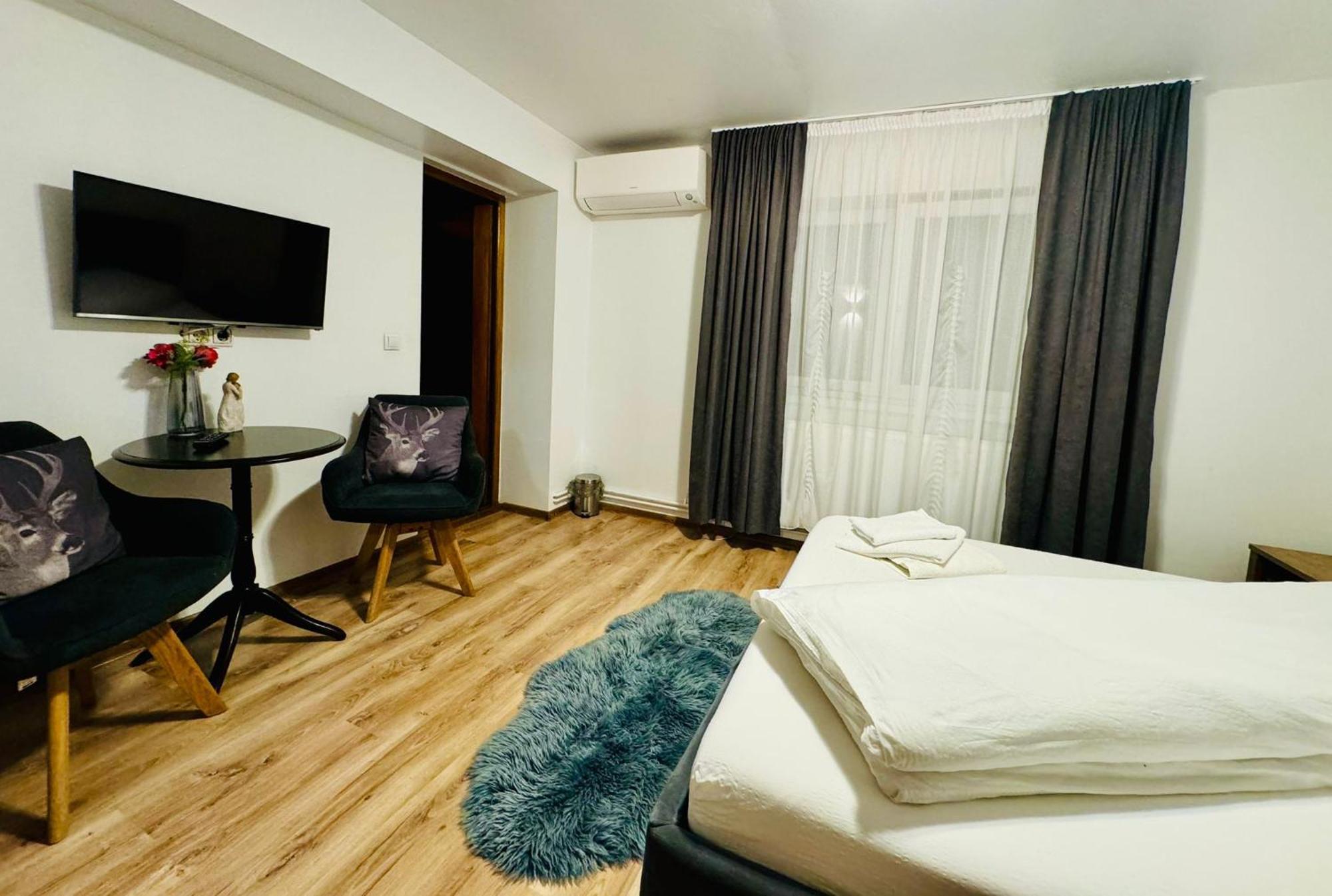 Cazare Colibita Casa Lipan Kültér fotó